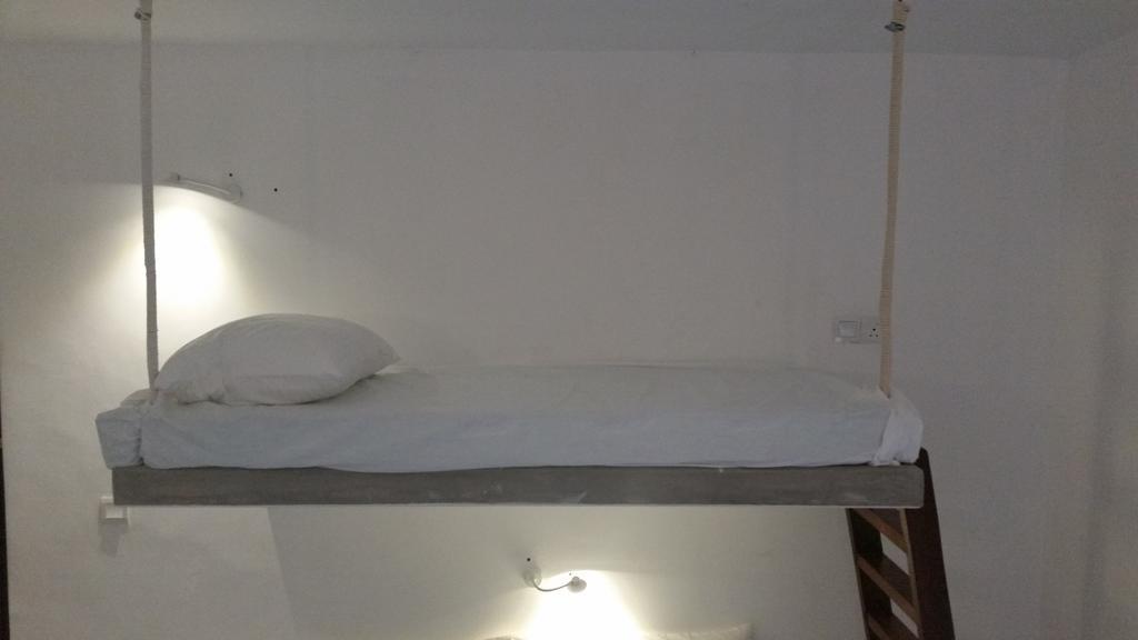 Kutumbaya Apartment Anuradhapura Exterior photo
